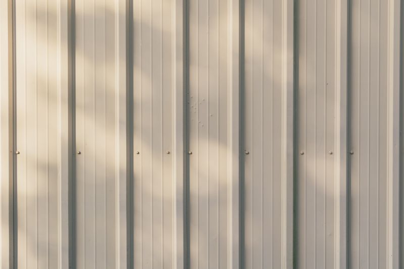 Metal siding can improve your homeu0027s energy efficiency by reflecting heat away